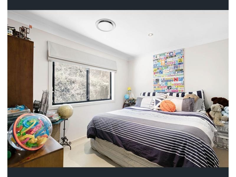 52 Mannikin Rd, Tanawha QLD 4556