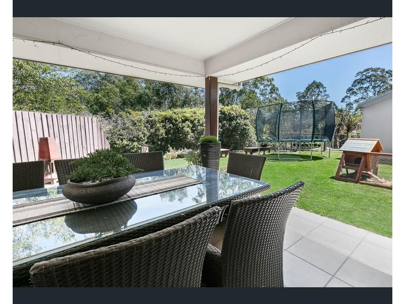 52 Mannikin Rd, Tanawha QLD 4556