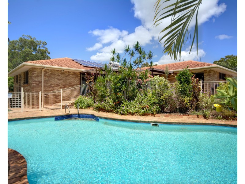5 Nardoo Ct, Mooloolaba QLD 4557