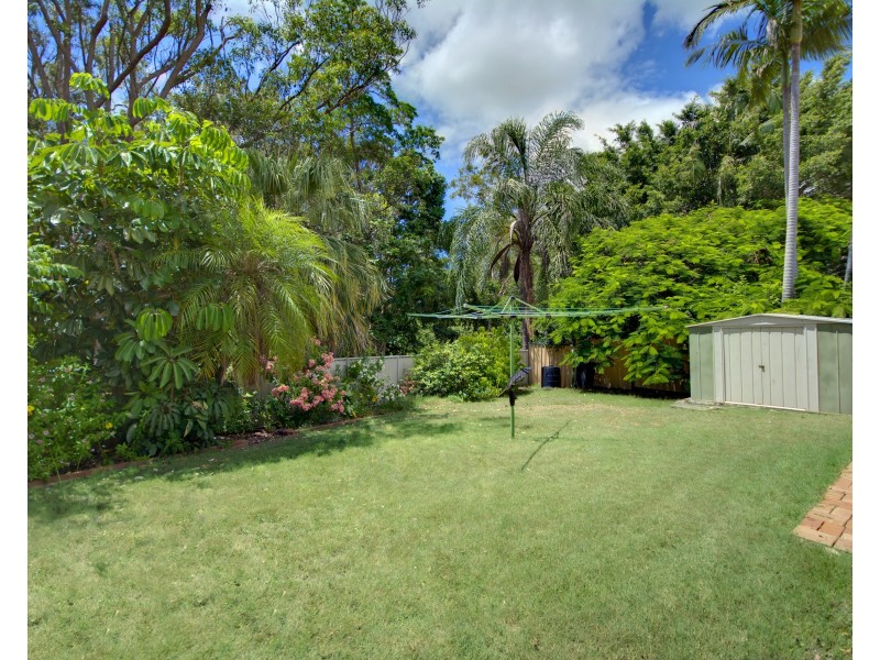 5 Nardoo Ct, Mooloolaba QLD 4557