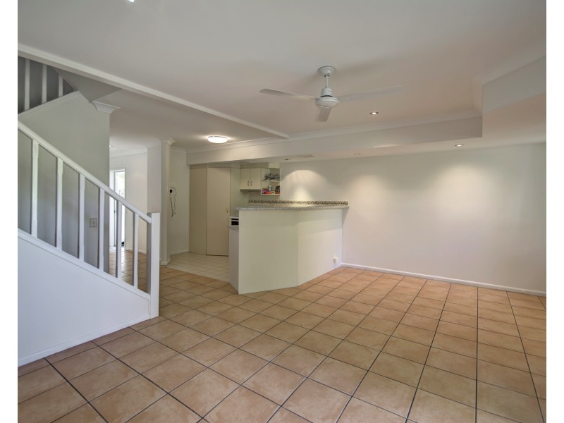 2/11-19 Lakeshore Ave, Buderim QLD 4556