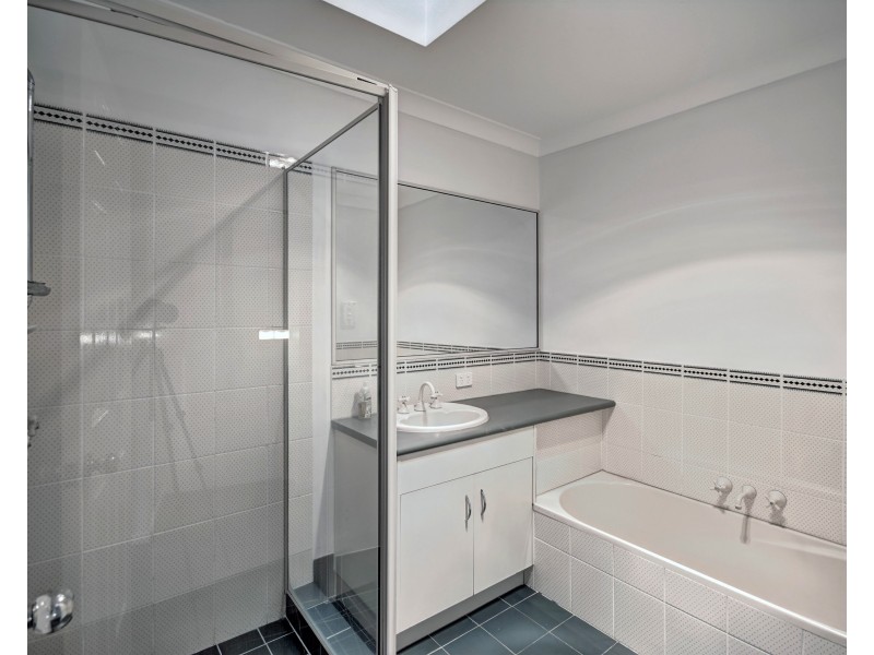 2/11-19 Lakeshore Ave, Buderim QLD 4556