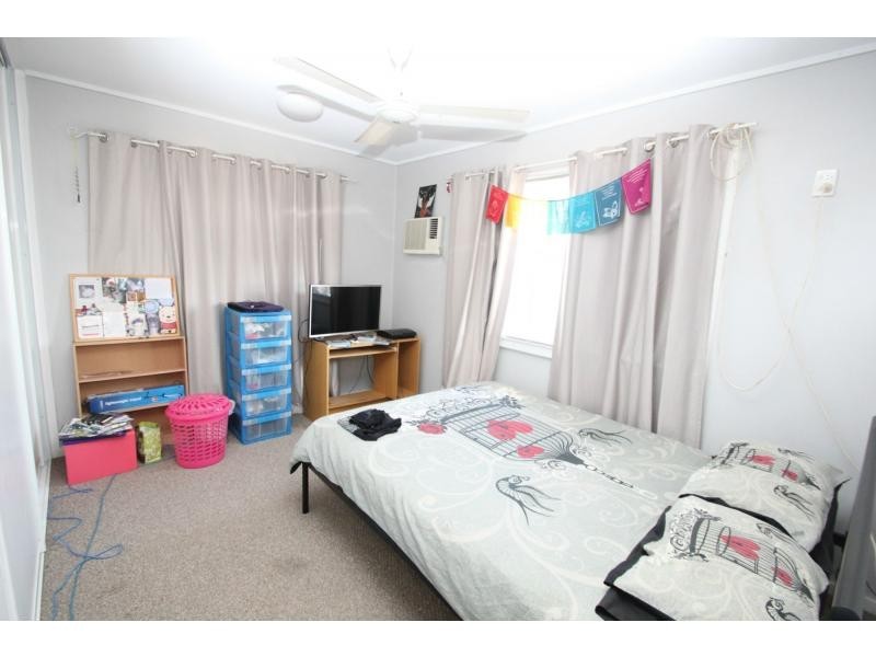 8 Symons Street, Vincent QLD 4814