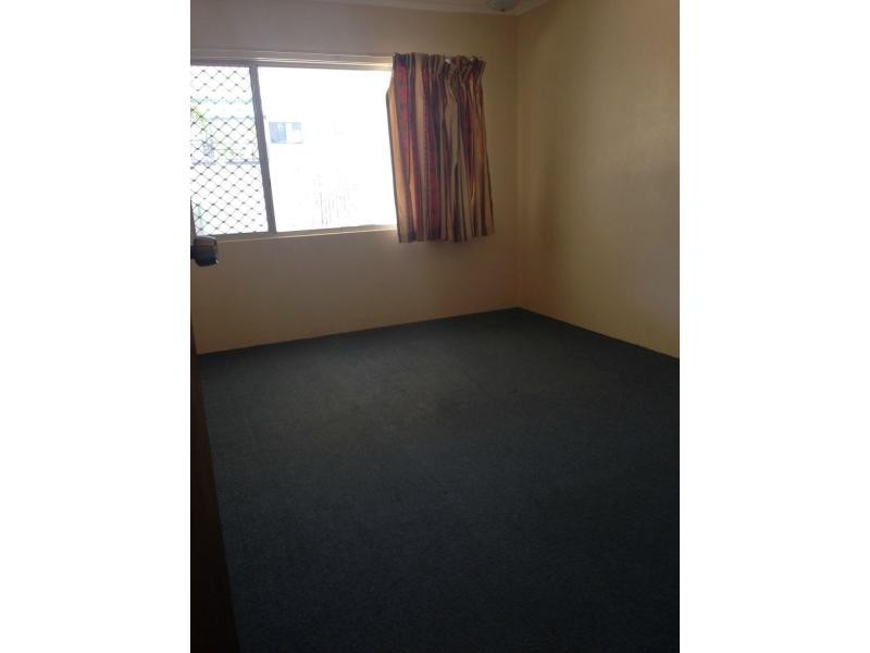 2/7 Richmond Street, Hermit Park QLD 4812