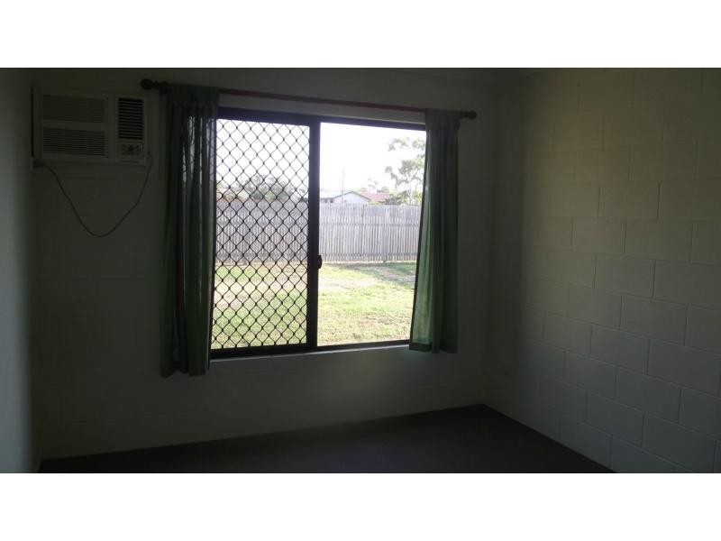 9 Charries Street, Kelso QLD 4815