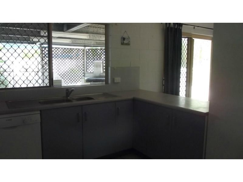 7 Amber Avenue, Rasmussen QLD 4815