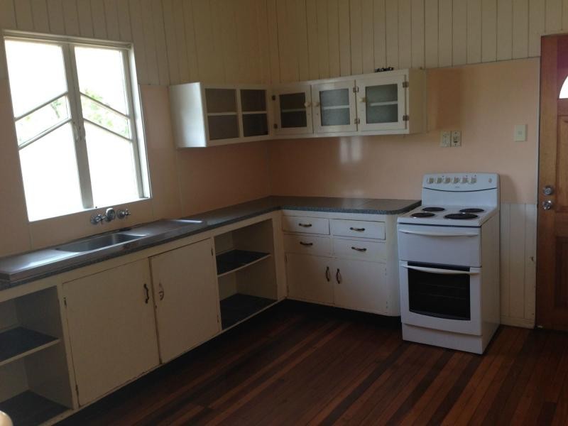 14 Haig Street, Pimlico QLD 4812