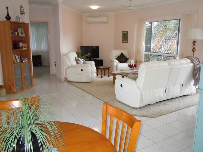 2/83 Anne Street, Aitkenvale QLD 4814