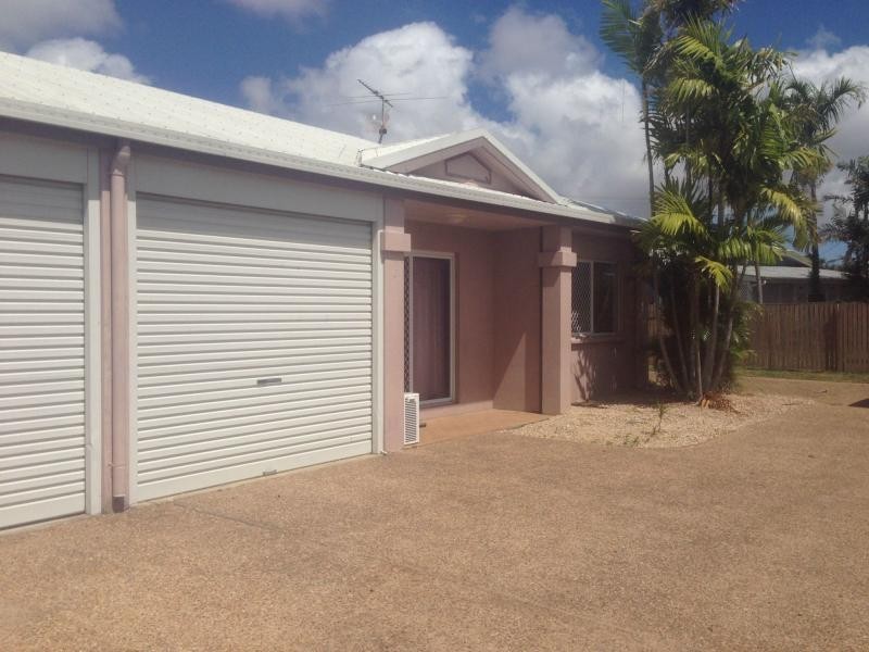 2/203 Fulham Road, Gulliver QLD 4812