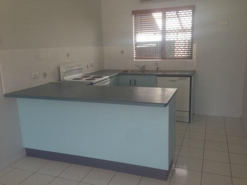 2/203 Fulham Road, Gulliver QLD 4812