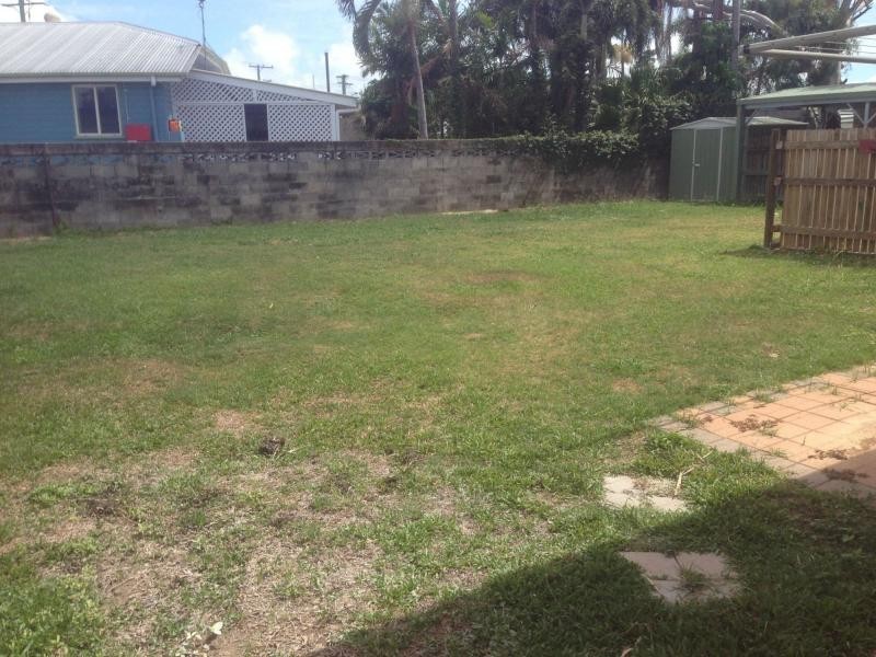 2/203 Fulham Road, Gulliver QLD 4812