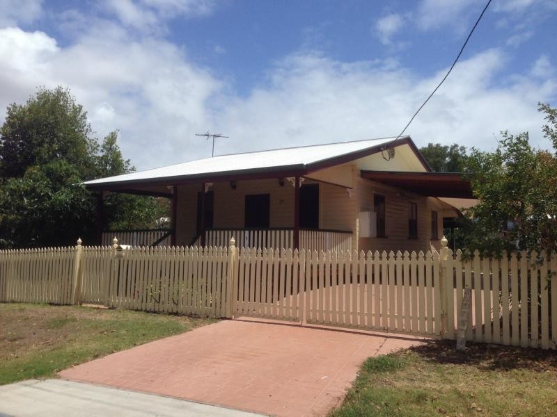 39 Sixth Street, South Townsville QLD 4810