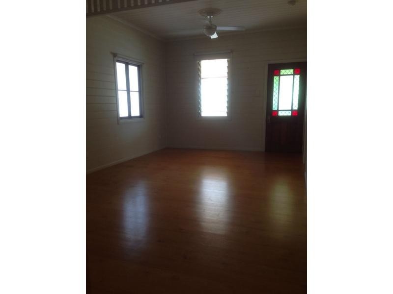 39 Sixth Street, South Townsville QLD 4810