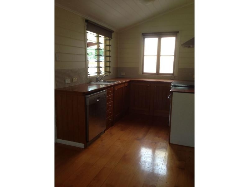 39 Sixth Street, South Townsville QLD 4810