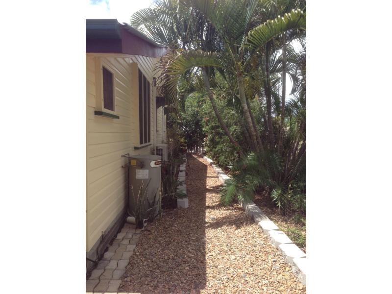 39 Sixth Street, South Townsville QLD 4810