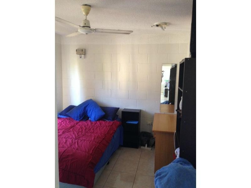 1/118 Mitchell Street, North Ward QLD 4810