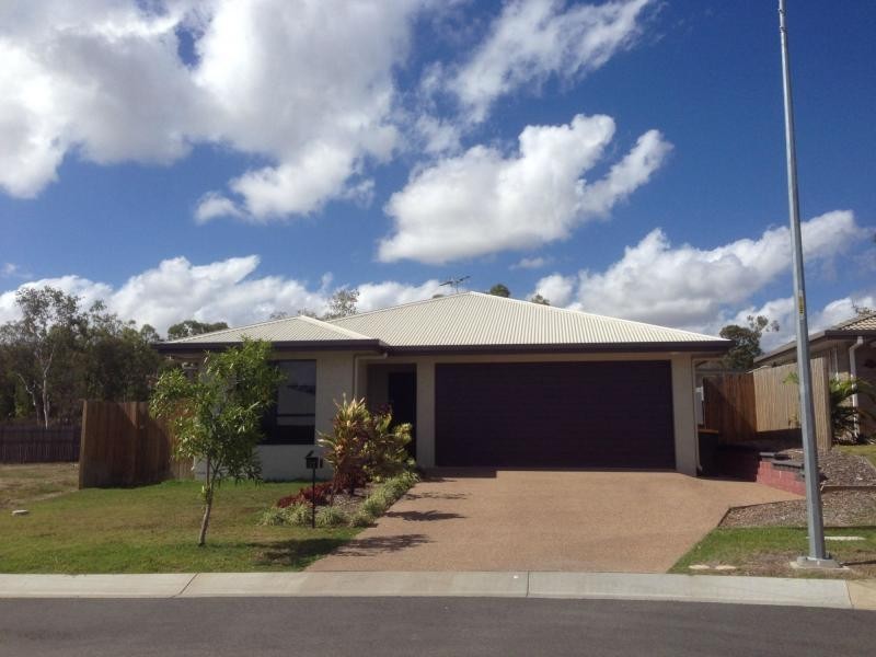 11 Blaise Court, Mount Louisa QLD 4814