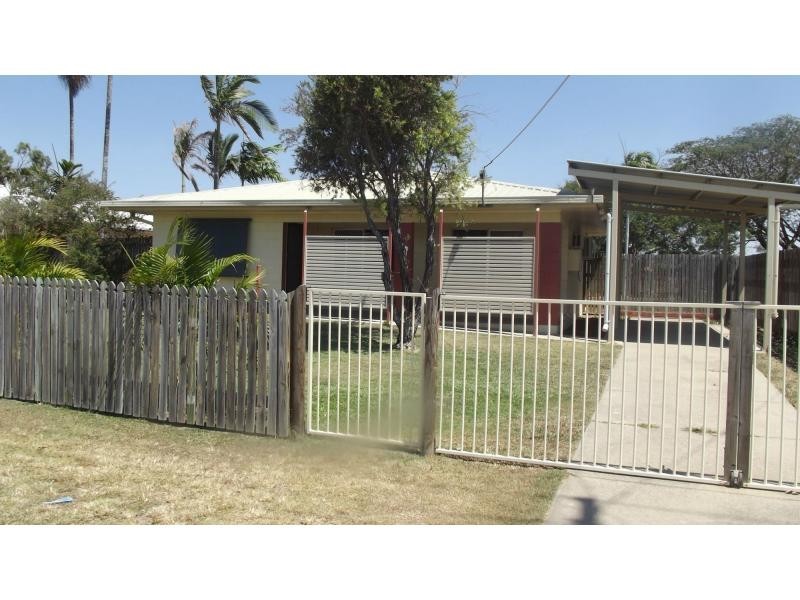 33 Maria Street, Rasmussen QLD 4815
