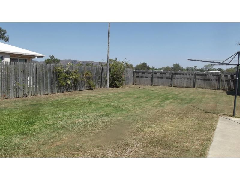 33 Maria Street, Rasmussen QLD 4815