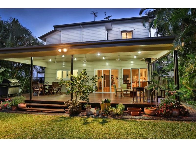 25 Princes Road, Hyde Park QLD 4812