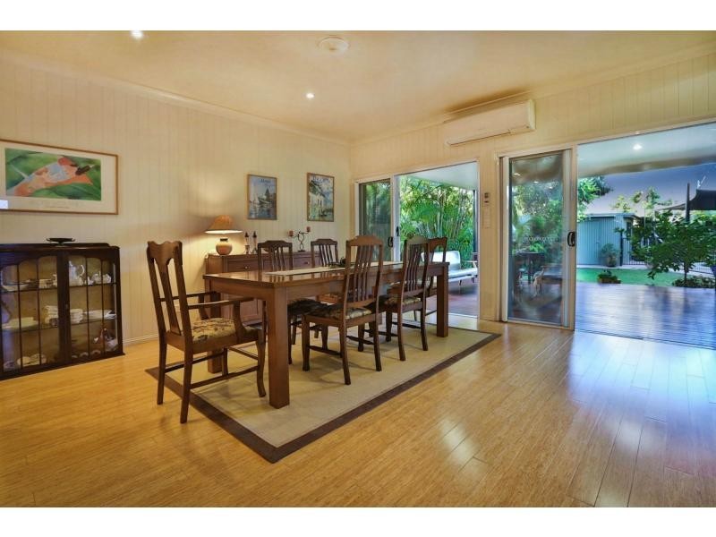 25 Princes Road, Hyde Park QLD 4812