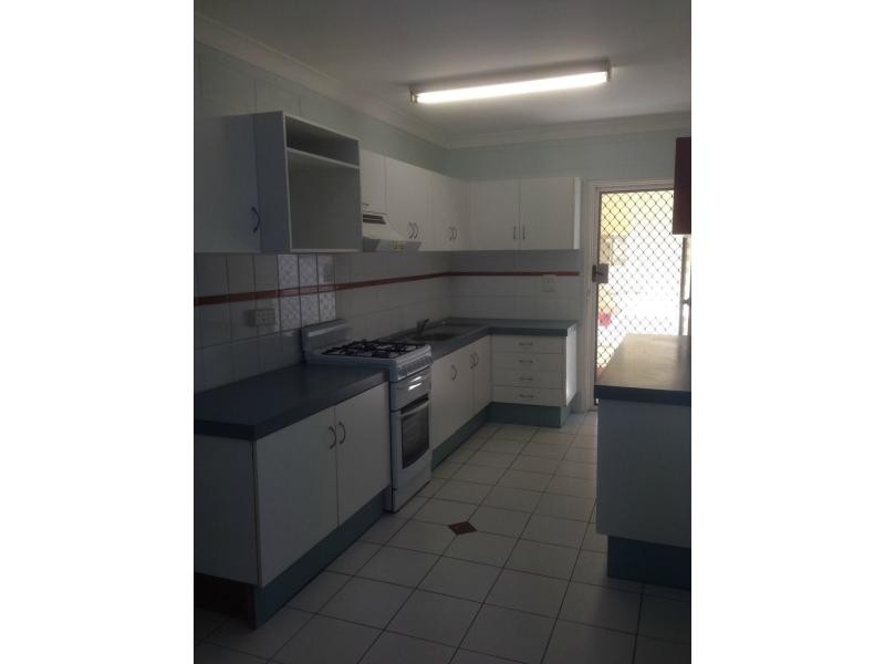 1/26 Mason Street, Currajong QLD 4812