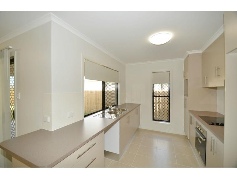 15 Epping Way, Sanctum, Mount Low QLD 4818