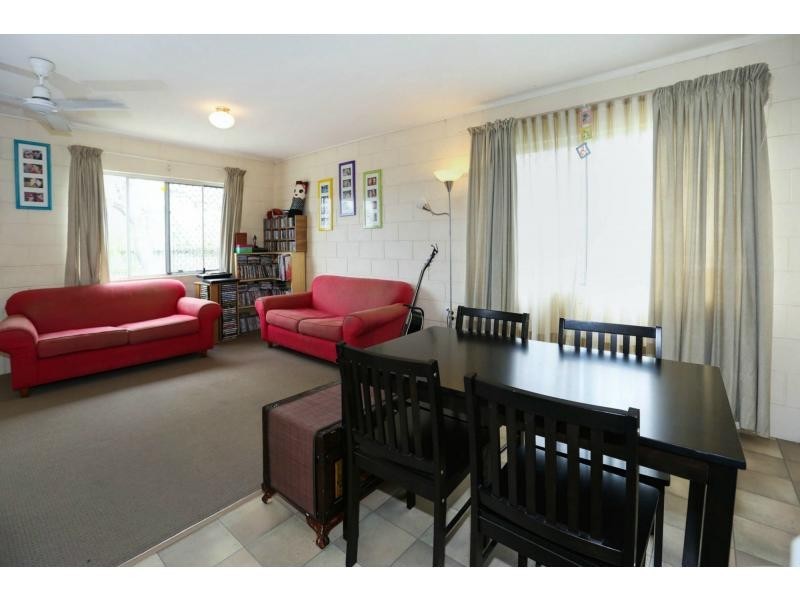 1 Christian Court, Mount Louisa QLD 4814