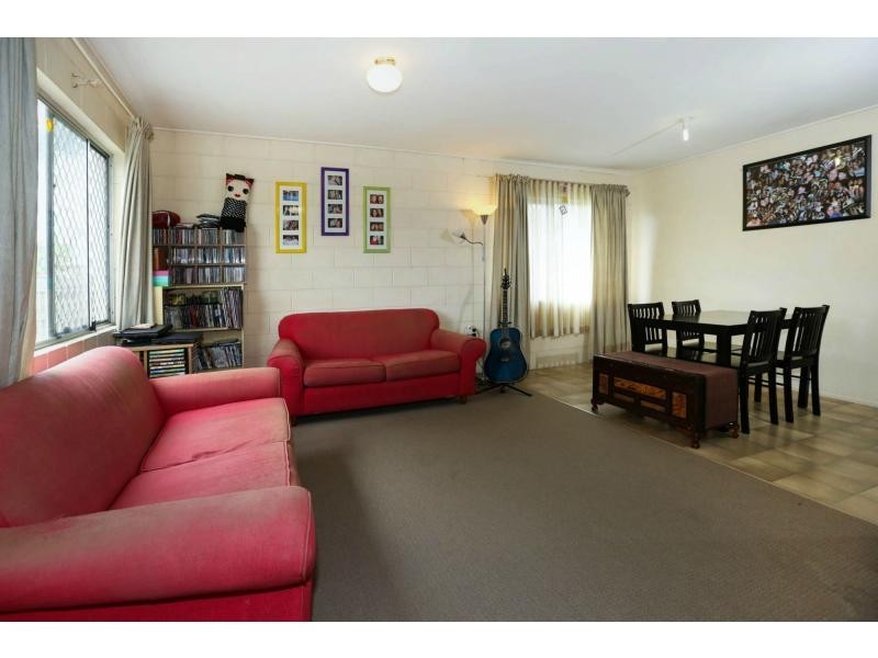 1 Christian Court, Mount Louisa QLD 4814