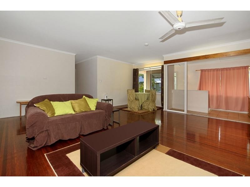 11 Choonda Street, Cranbrook QLD 4814