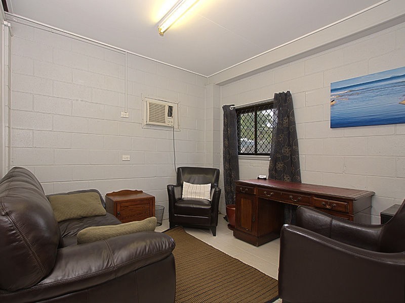 9 Bryant Street, Cranbrook QLD 4814