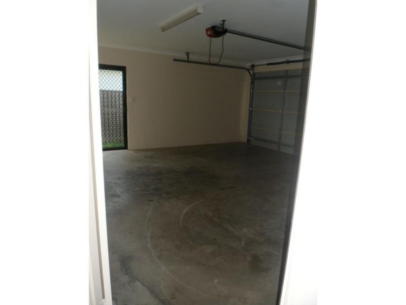 47 Hillock Crescent, Bushland Beach QLD 4818