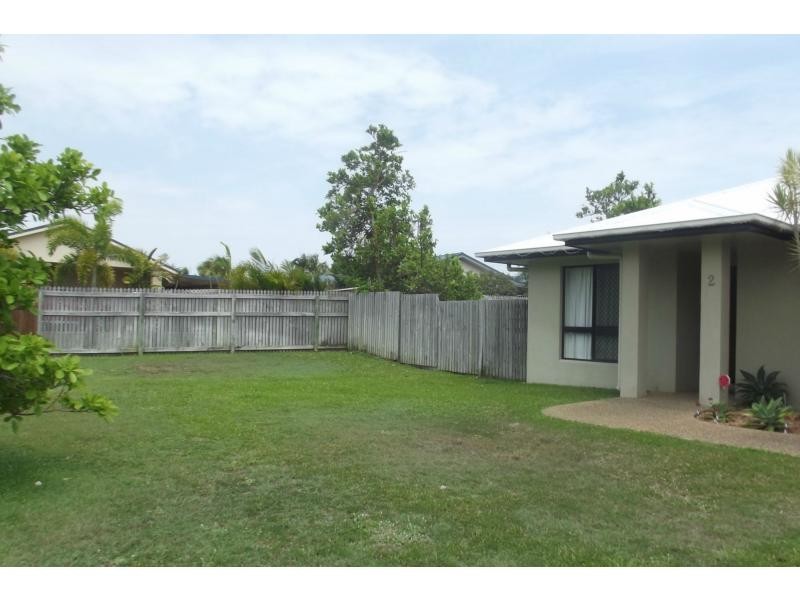 2 Gernika Court, Bushland Beach QLD 4818