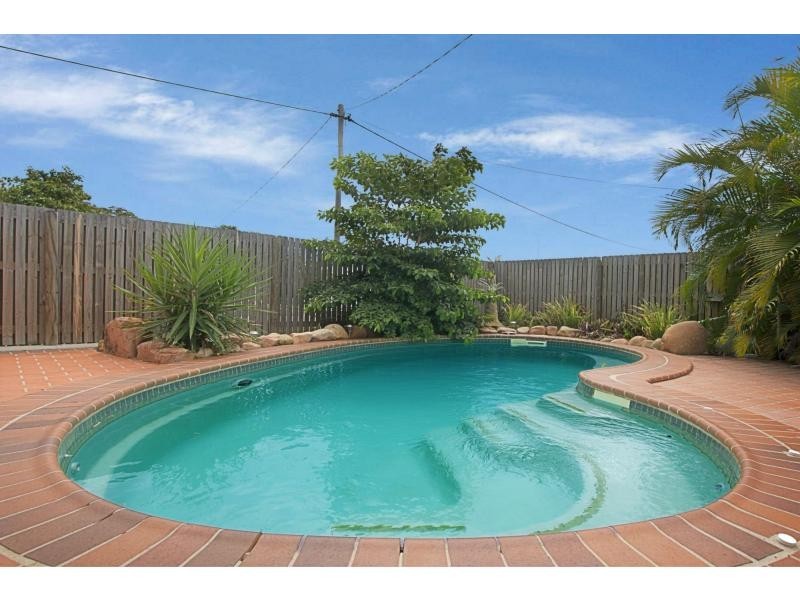 10 Mathiesen Street, Cranbrook QLD 4814