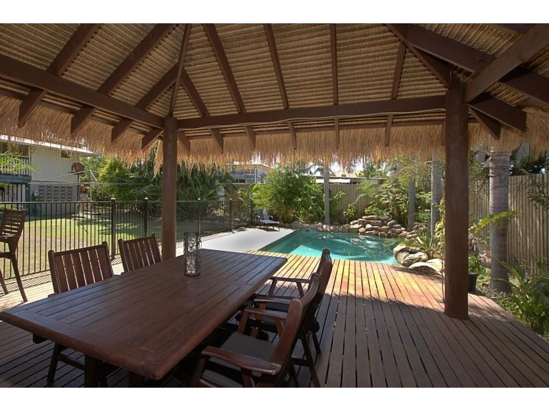 25 Philp Street, Hermit Park QLD 4812