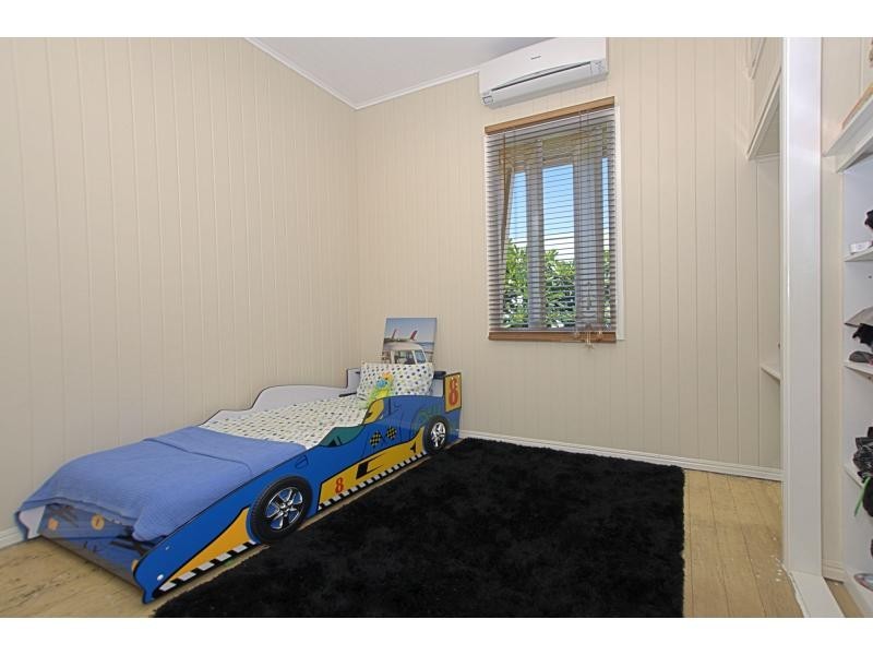 25 Philp Street, Hermit Park QLD 4812