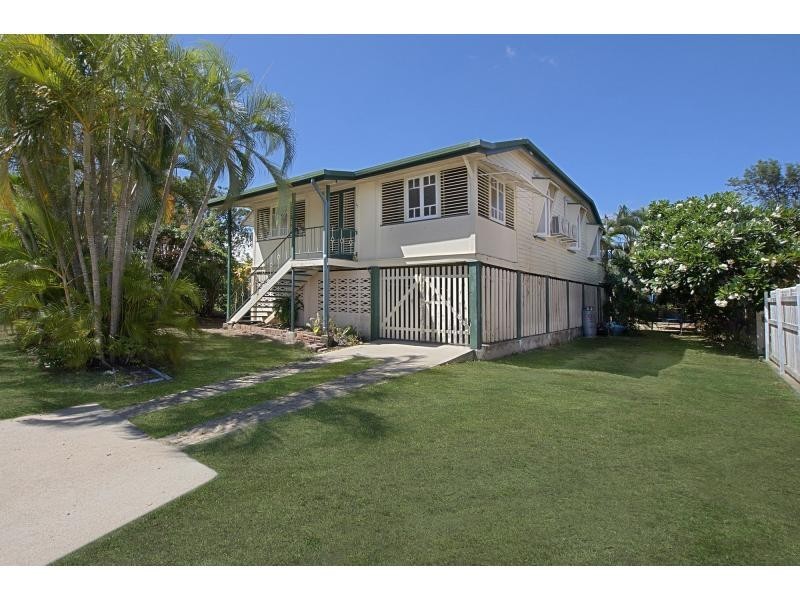 25 Philp Street, Hermit Park QLD 4812