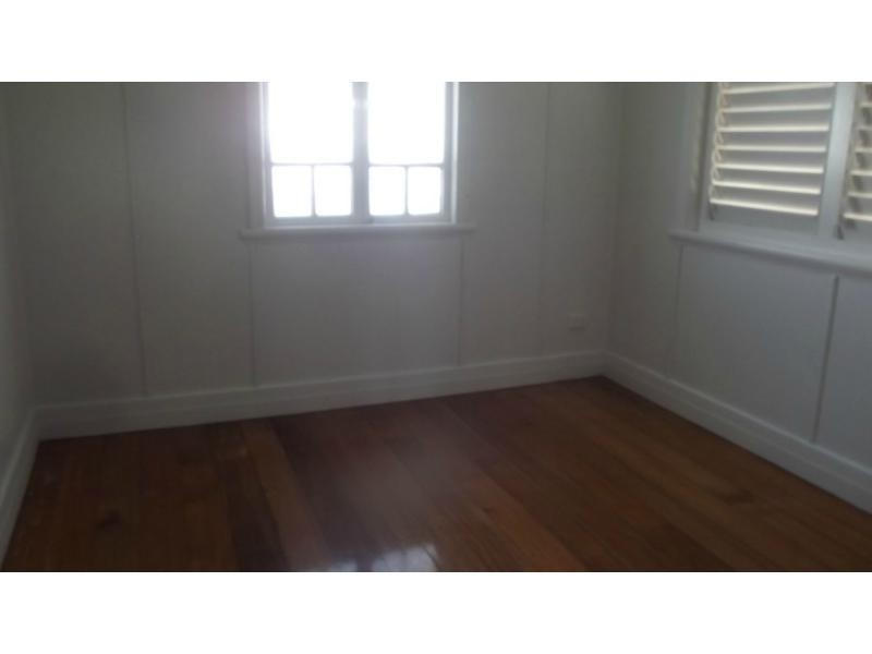 27B Seventh Street, Railway Estate QLD 4810