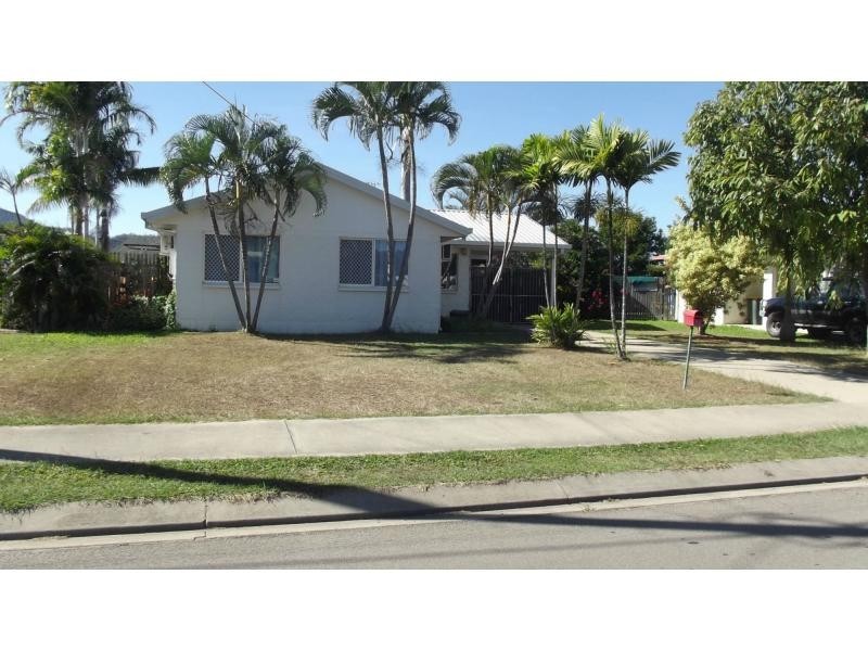 33 Gower Street, Kelso QLD 4815