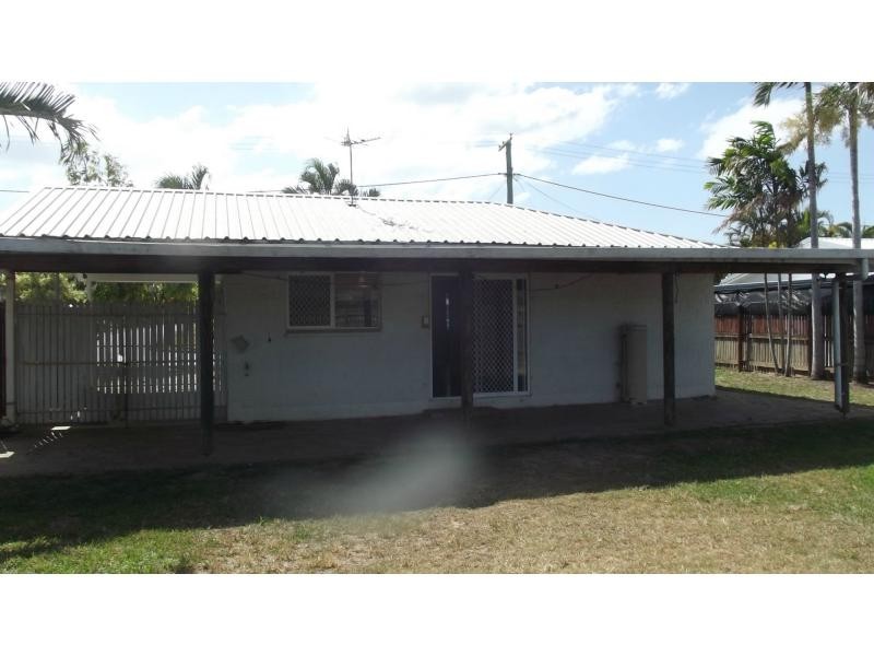 33 Gower Street, Kelso QLD 4815