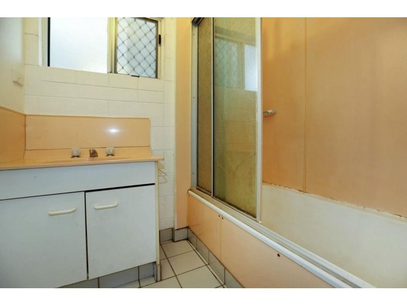 1 Christian Court, Mount Louisa QLD 4814