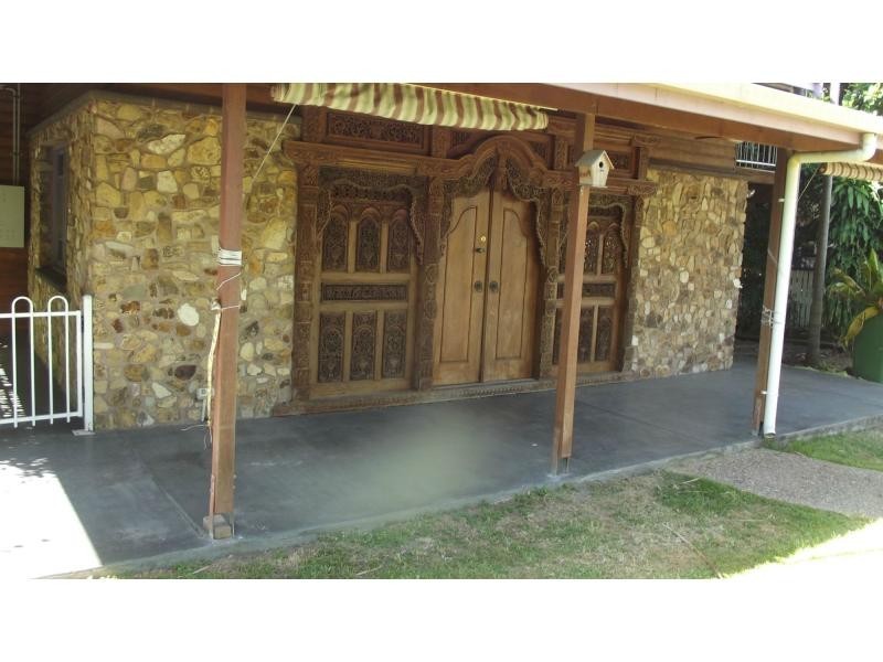 3 Gilbert Crescent, North Ward QLD 4810