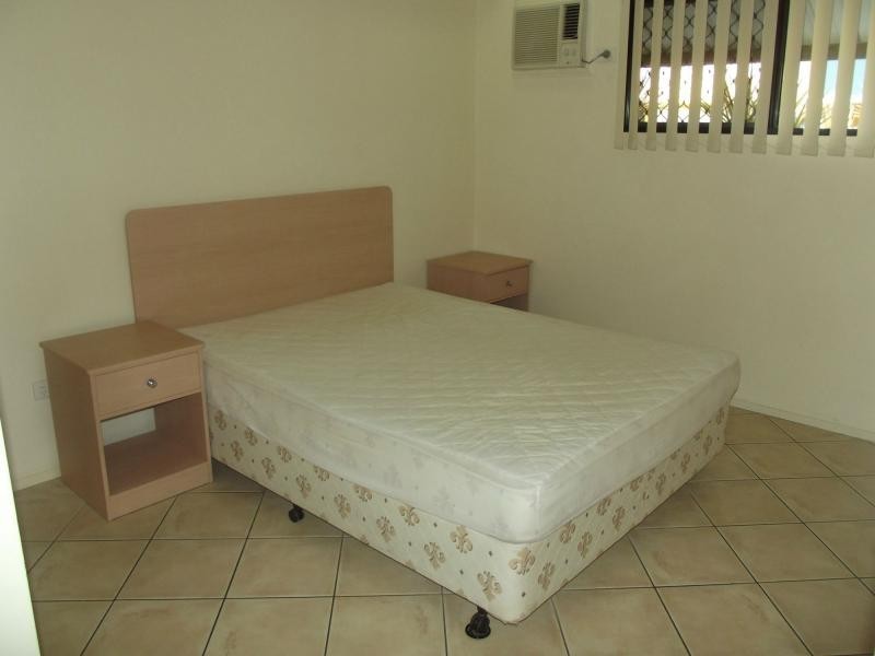 2/48 Mitchell Street, North Ward QLD 4810