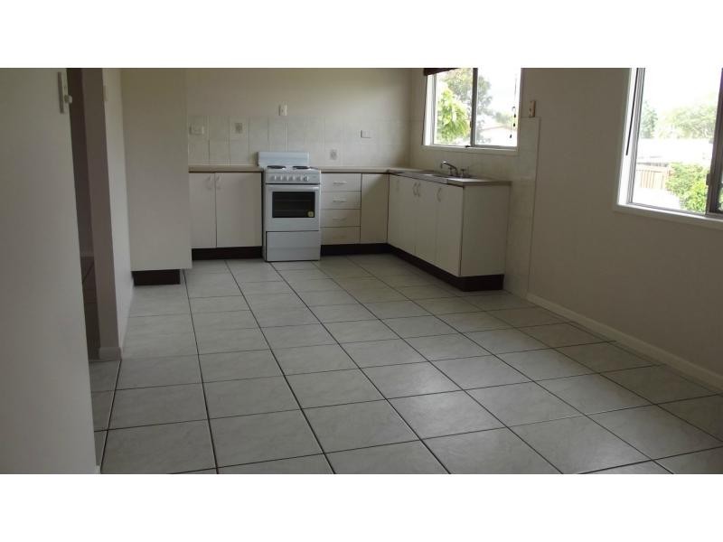 209 Pinnacle Drive, Rasmussen QLD 4815