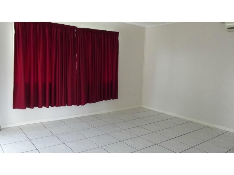 209 Pinnacle Drive, Rasmussen QLD 4815