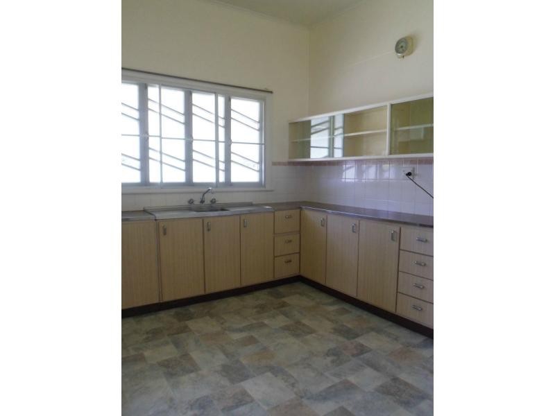 33 Stanton Street, Belgian Gardens QLD 4810