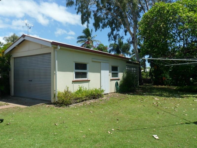 33 Stanton Street, Belgian Gardens QLD 4810