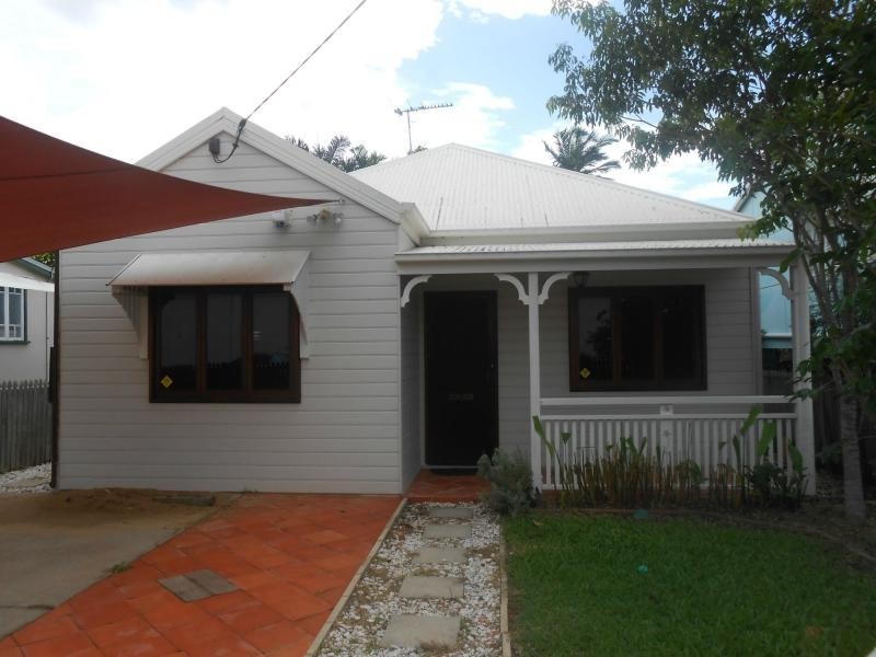 79 Perkins Street, South Townsville QLD 4810
