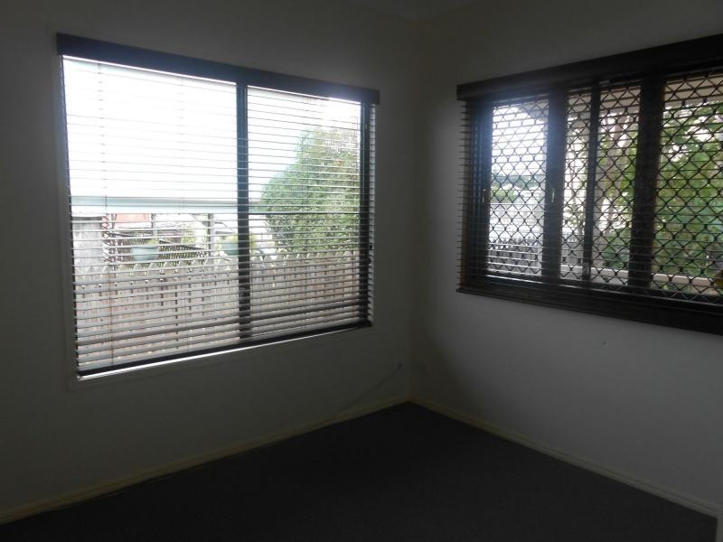 79 Perkins Street, South Townsville QLD 4810