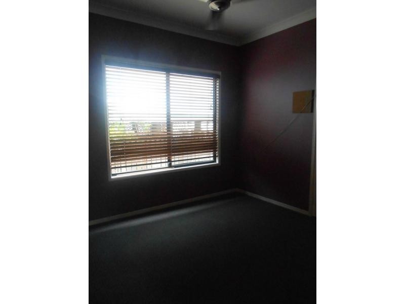 79 Perkins Street, South Townsville QLD 4810